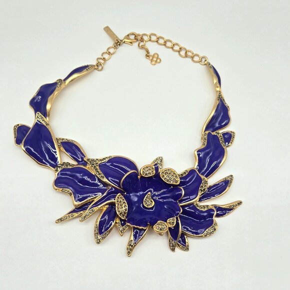 Oscar de La Renta Avant Garde Enamel and Swarovski Crystal Flower Necklace - Picture 7 of 12
